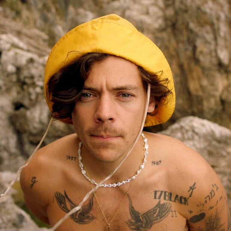 Golden – Harry Styles: Letra, Tradução e Pronúncia